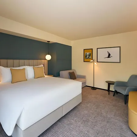 Hotel Voco Malta By Ihg San Ġiljan