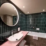 Hotell Voco Malta By Ihg St. Julian's