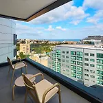 Hotell Voco Malta By Ihg St. Julian's