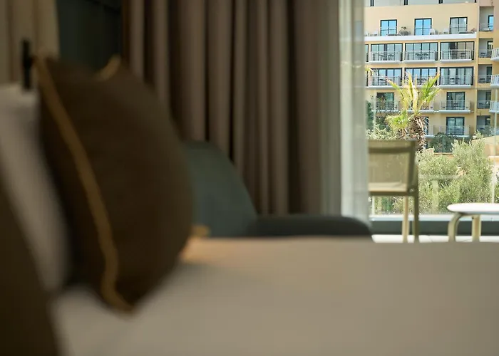 Voco Malta By Ihg 5* St. Julian's