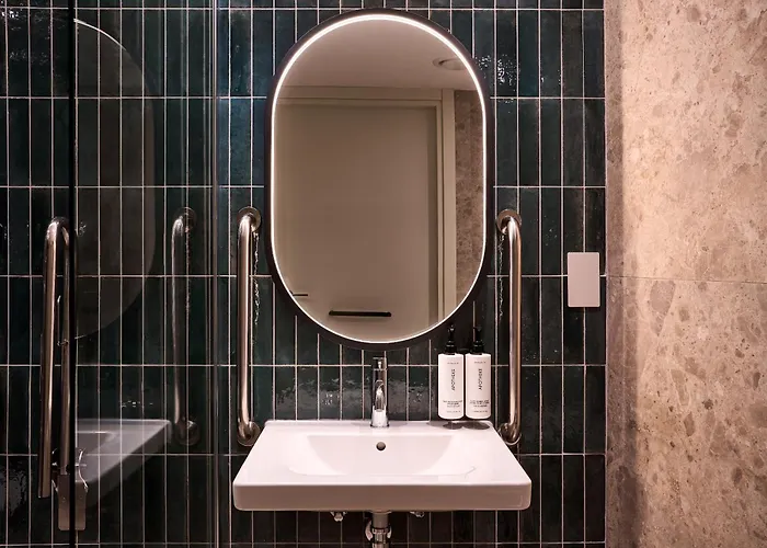 Otel Voco Malta By Ihg 5*