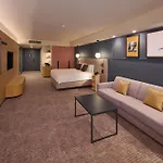 מלון Voco Malta By Ihg 5*
